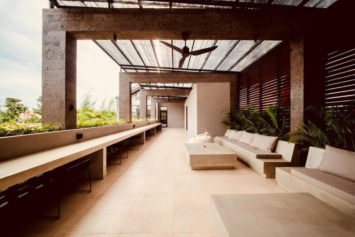 Thehub Pererenan Coworking, Pool And Rooftop Чангу Экстерьер фото