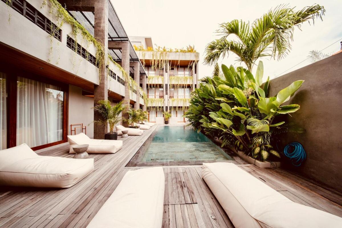 Thehub Pererenan Coworking, Pool And Rooftop Чангу Экстерьер фото